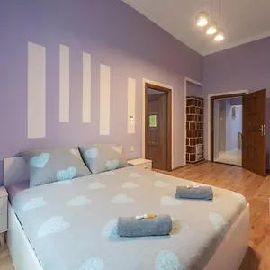 Queen Apartamento